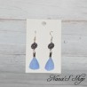 Boucles d'oreilles filigrane et plume, modèle Mini, coloris bleu ciel.