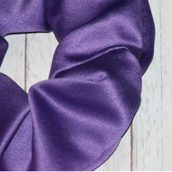 Chouchou uni violet, éco-conçu, détail