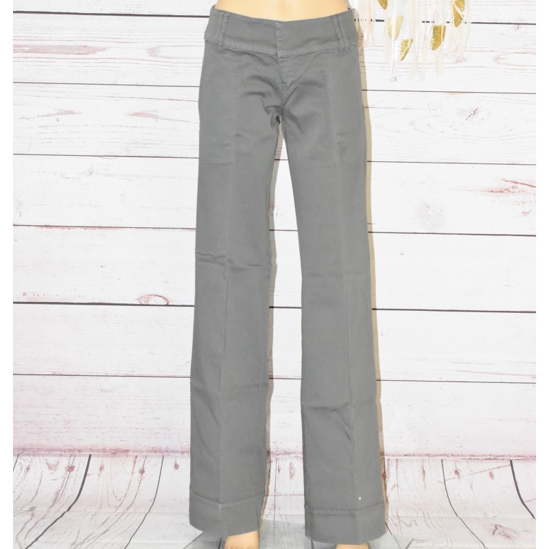 Pantalon Be you K SAT PRICESS, coloris kaki. Pantalon Be you K SAT PRICESS, coloris kaki.
