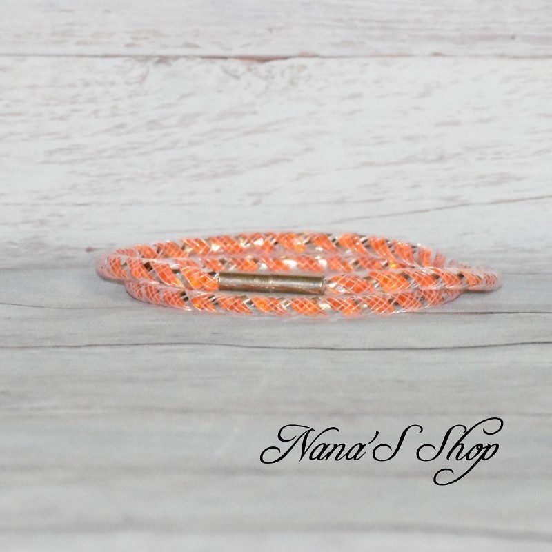 Collier ou bracelet double, tube résille et strass, effet Stardust, coloris orange. Collier ou bracelet double, tube résille et strass, effet Stardust, coloris orange.
