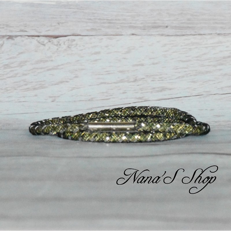 Collier ou bracelet double, fine résille noir et strass, effet Stardust, coloris jaune. Collier ou bracelet double, fine résille noir et strass, effet Stardust, coloris jaune.