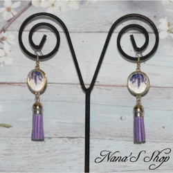 Boucles d'oreilles fantaisie, cabochons plume et Tassel, coloris violet.