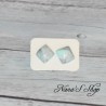 Boucles d'oreilles clou fantaisie, en pâte polymère, forme carré, coloris vert menthe.