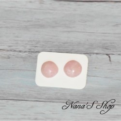 Boucles d'oreilles clous fantaisie, en pâte polymère, forme rond, coloris rose pâle.