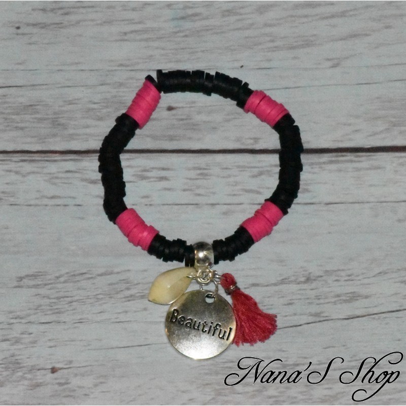 Bracelet perles heishi, pendentif message & tassel, coloris noir et rose.