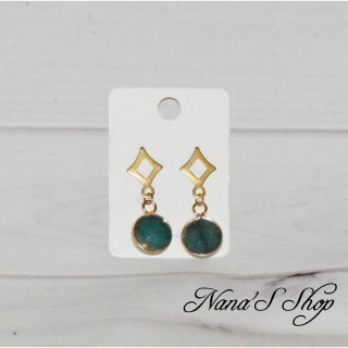 Boucles d' oreilles losange et et pendentif pierre en Quartz verte sertie, forme ronde, et métal doré.