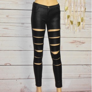 Pantalon slim coloris noir uni, à fentes sur les cuisses, de la marque Italienne Almagores.