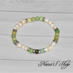 Bracelet élastique en pierre et intercalaire à strass, Chrysoprase, perles ronde nuances de vert et dolomite.