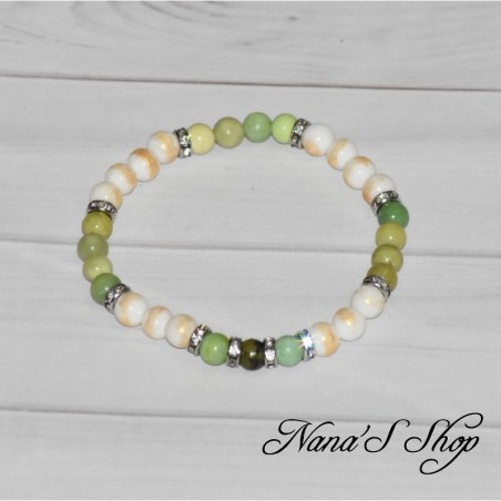 Bracelet élastique en pierre et intercalaire à strass, Chrysoprase, perles ronde nuances de vert et dolomite.