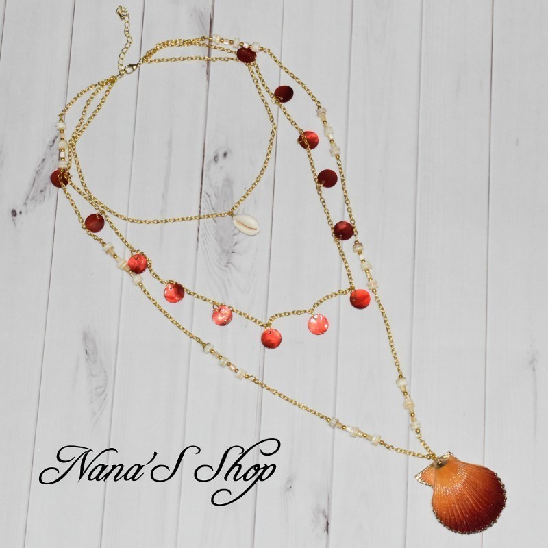 Sautoir Bohème multi-rang, pendentif Coquillage, modèle rouge. Sautoir Bohème multi-rang, pendentif Coquillage, modèle rouge.