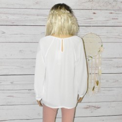 Blouse en voile, blanche uni de la marque Nina Kaufmann, plissé sur l'avant, dos.
