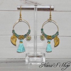 Boucles d'oreilles dorée de style Bohème, Pompons Tassel et perles, coloris vert menthe.