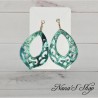 Boucles d'oreilles Arabesque, résine coloré, effet nacré, modèle 1, coloris vert.