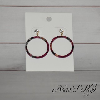 Boucles d'oreilles cercles en résine rouge effet tacheté et nacré,
