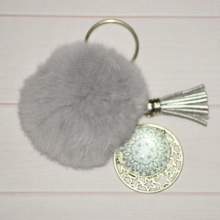 Porte-clé pendentif, Pompon et mandala, coloris gris.