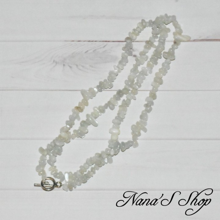 Collier en pierre de lune, fait main.