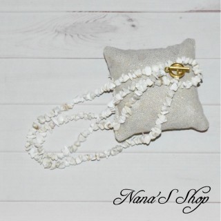 Long collier chips de Magnésite, blanc, fait main.