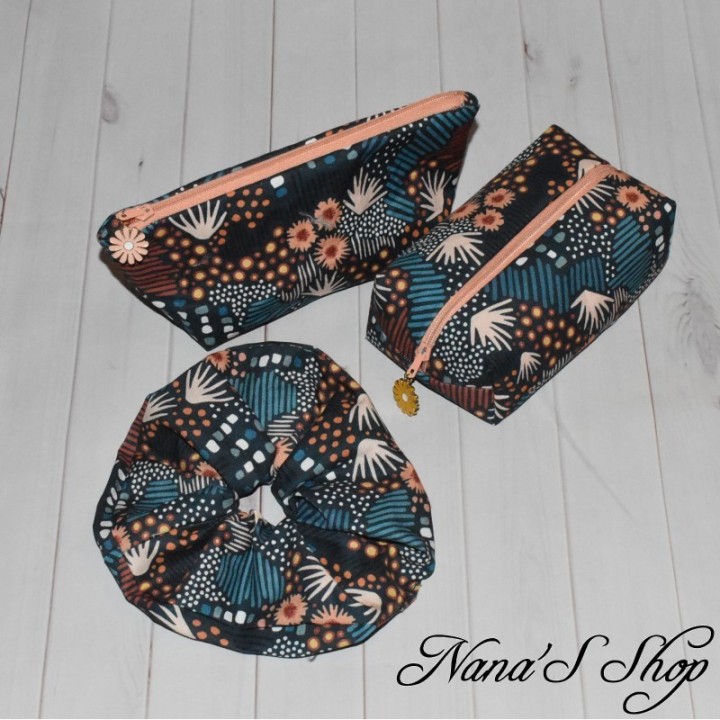 Accessoires en Wax ethnique, éco-conçus et faits main.