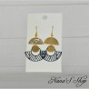 Boucles d'oreilles bohème chic, noires et dorées, symétriques, faites main, modèle 2.