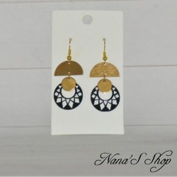 Boucles d'oreilles bohème chic, noires et dorées, symétriques, faites main, modèle 3.