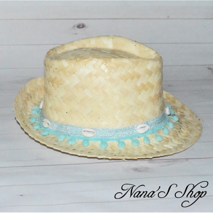 Chapeau en raphia, cauris, style bohème, Modèle menthe.