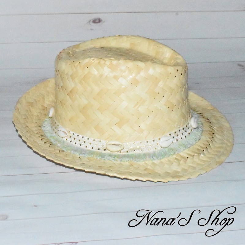 Chapeau en raphia, cauris, style bohème, Modèle beige.