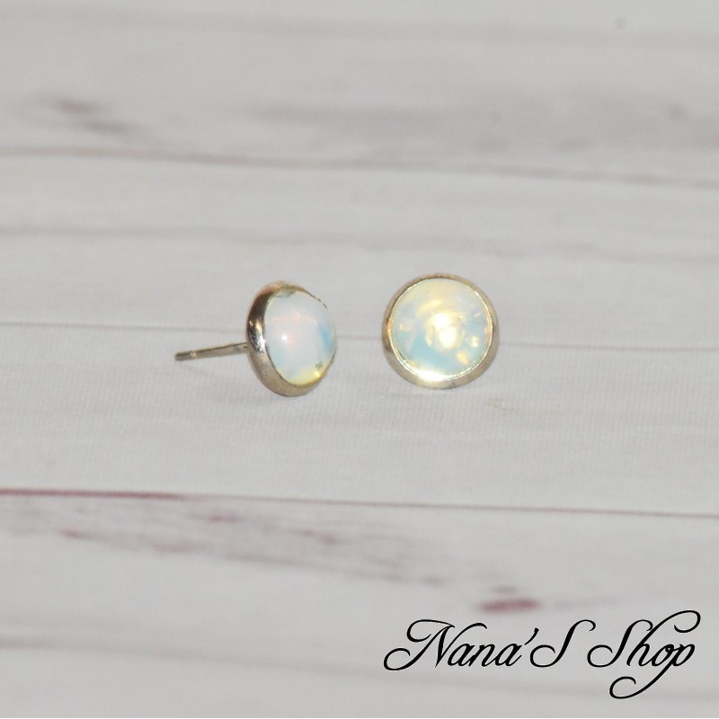 Boucles d'oreilles, puce, en pierre naturelle d'Opale.
