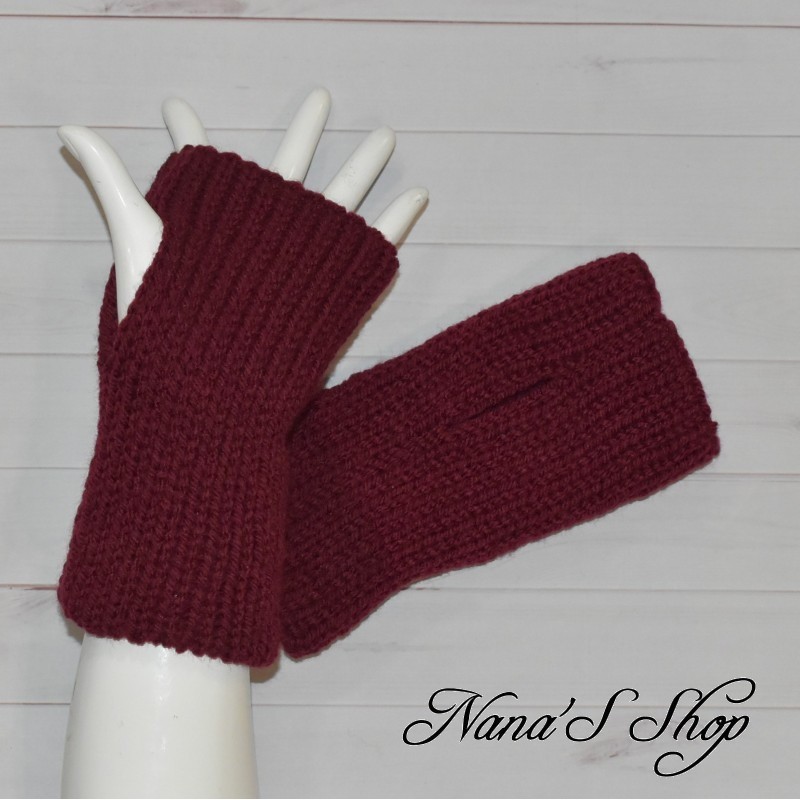Mitaines Bordeaux unies, modèle Basique, faites mains.