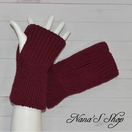 Mitaines Bordeaux unies, modèle Basique, faites mains.