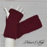 Mitaines Bordeaux unies, modèle Basique, faites mains.