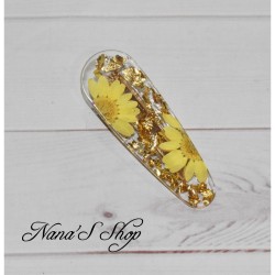 Barrette en résine, feuille d'or et Marguerite jaune, faite mains.
