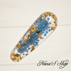 Barrette en résine, fleurs séchées bleu, faite mains.