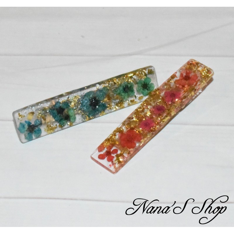 Barrette en résine, petites fleurs, faite mains