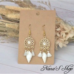 Boucles d'oreilles Bohème, Attrape rêve et coquillage, pompon tassel blanc