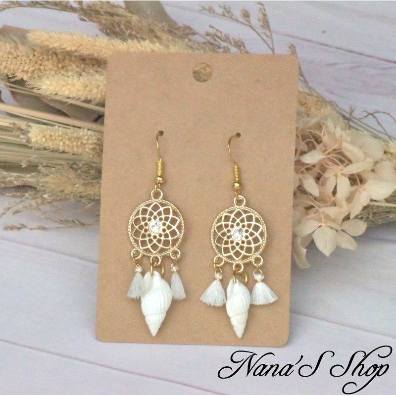 Boucles d'oreilles Bohème, Attrape rêve et coquillage, pompon tassel blanc
