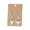 Boucles d'oreilles Bohème, Attrape rêve et coquillage, pompon tassel blanc