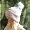 Bonnet revers et Pompon, Multicolore Pastel, fait main en France.