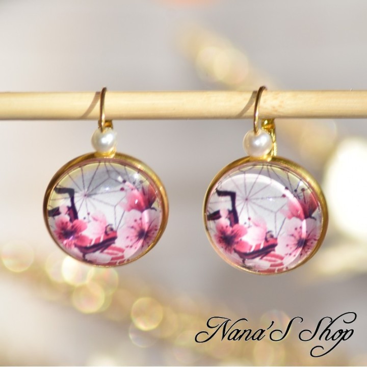 Boucles d'oreilles Japon, Fleurs de cerisier, faites mains, coloris rose.