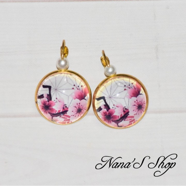 Boucles d'oreilles Japon, Fleurs de cerisier, faites mains, coloris rose.