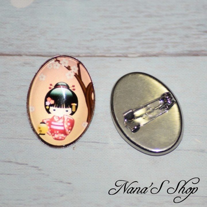 Broche Japon, Poupée Kokeshi, couleur orange, fait main.