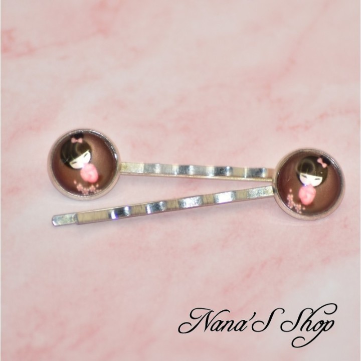 Épingles à cheveux, cabochon Kokeshi, lot de 2, coloris marron.