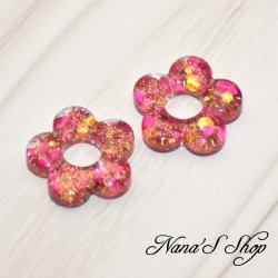 Pampilles interchangeables en forme de fleur, en résine et paillettes rose fuchsia, fait main, pour créoles à composer.