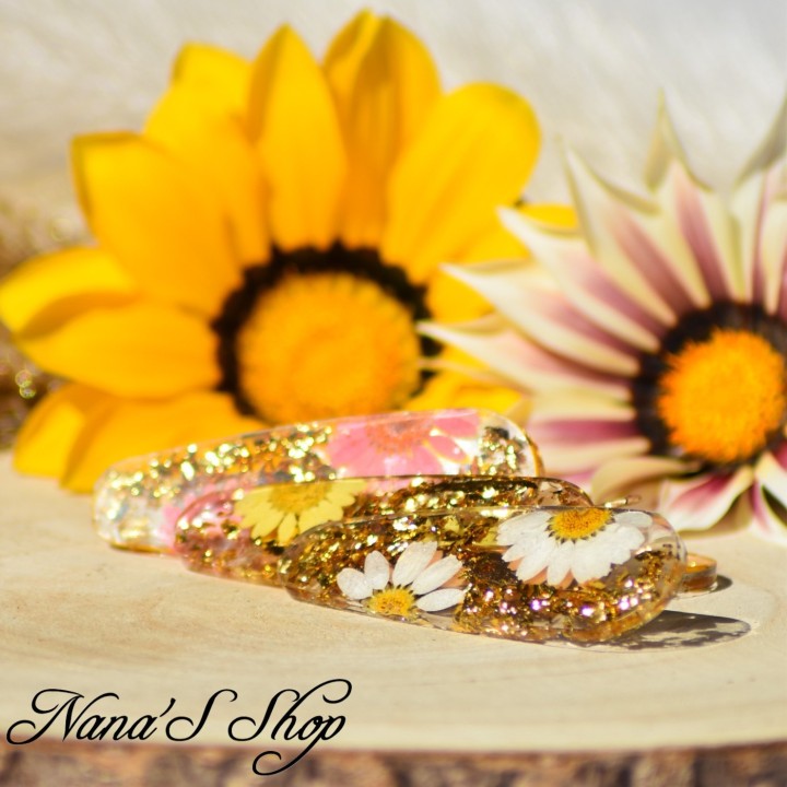 Barrette en résine et marguerites séchées et feuille d’or, fait main en France