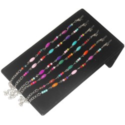 bracelet en métal et perles colorées,