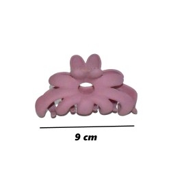 Pince à cheveux forme fleur, taille moyenne, plastique coloré opaque, coloris rose foncé.