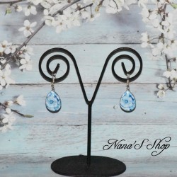 Boucles d'oreilles fantaisie, gouttes en verre, motif aquarelle, coloris bleu, modèle 6.