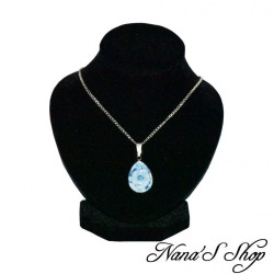 Chaine, pendentif fantaisie, goutte en verre, motif aquarelle, coloris bleu, modèle 6.