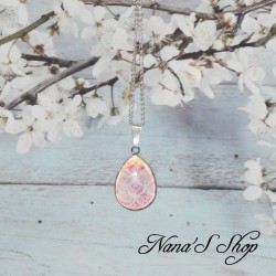 Chaine, pendentif fantaisie, goutte en verre, motif aquarelle, coloris rose, modèle 9.