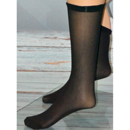 Mi-bas, taille unique, coloris noir. Mi-bas, taille unique, coloris noir.
