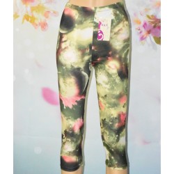 Leggings court, impression galaxie, coloris kaki.